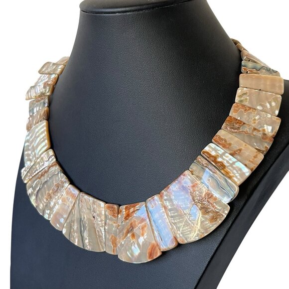 Handmade Mother of Pearl and Abalone Shell Collar Choker Necklace Iridescent - Picture 4 of 13